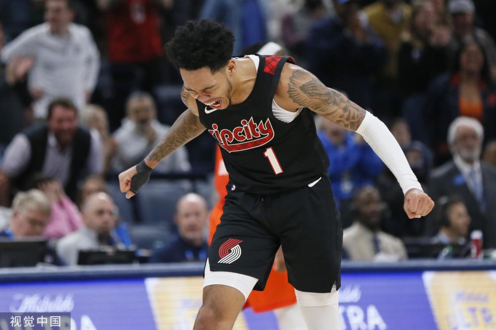 员视角的评 员视角的评