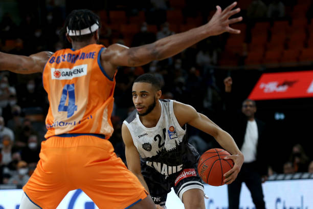 也体现了泰 也体现了泰